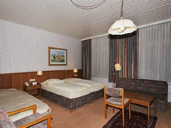 Hotel Bei der Esplanade Hamburgo Exterior foto